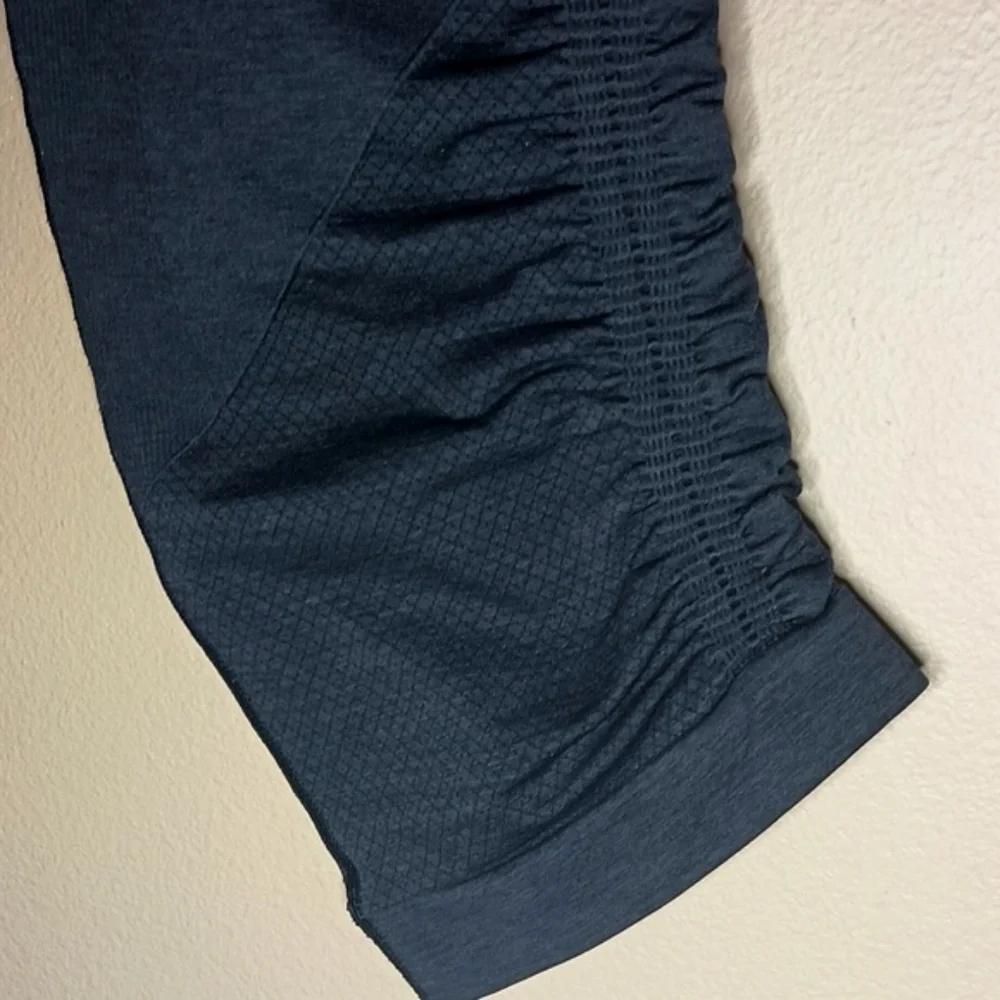 Lululemon in the Flow Crop II